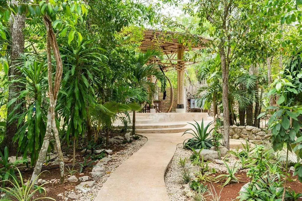 Zen Canto Villa Tuuch :: May The Jungle Be With You Tulum Casa de Férias