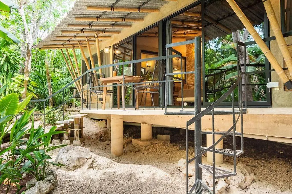 Zen Canto Villa Tuuch :: May The Jungle Be With You Tulum México
